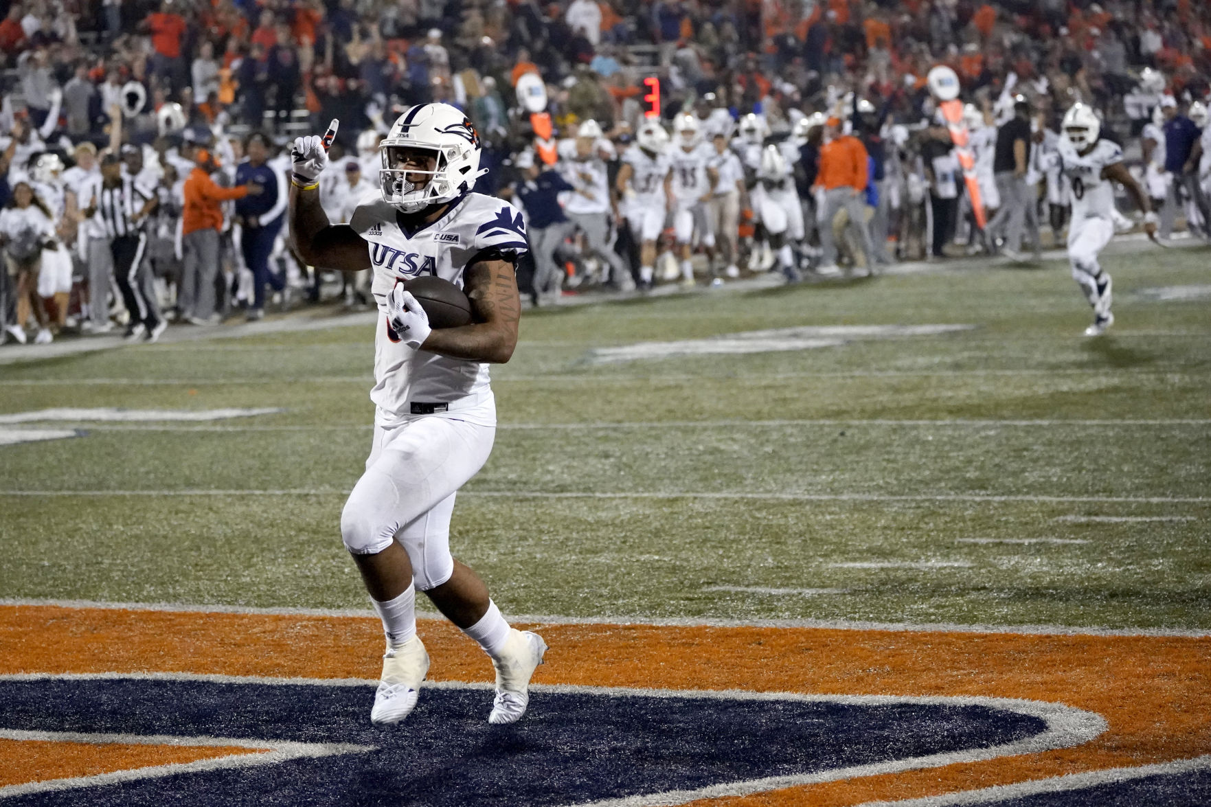 UTSA Illinois Football